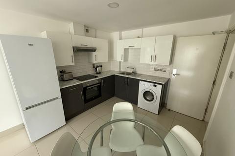 3 bedroom flat to rent, Flat 44, 205 Clarendon Road, Leeds, LS2 9DU