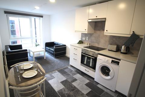 2 bedroom apartment to rent, 205 Clarendon Road, leeds LS2 9DU