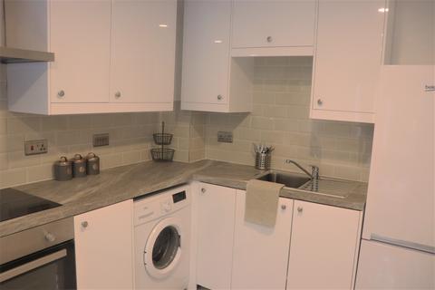 3 bedroom apartment to rent, 205 Clarendon Road, LEEDS LS2 9DU