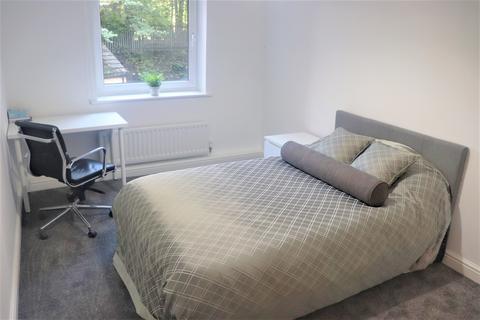 3 bedroom apartment to rent, 205 Clarendon Road, LEEDS LS2 9DU