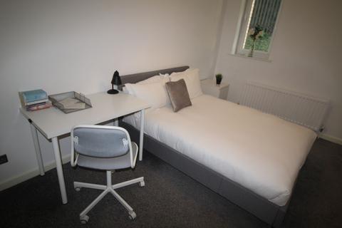 2 bedroom flat to rent, Flat 88, 205 Clarendon Road, Leeds, LS2 9DU