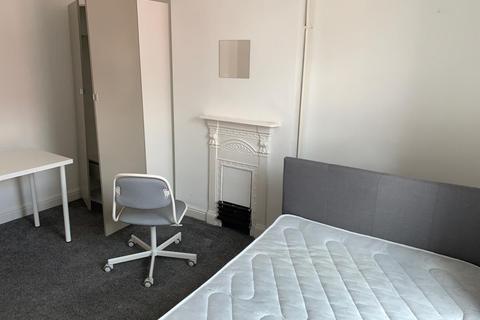 2 bedroom detached house to rent - Beamsley Place, Leeds LS6 1JZ