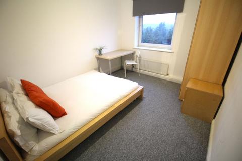 2 bedroom flat to rent, Flat 56, 205 Clarendon Road, Leeds, LS2 9DU