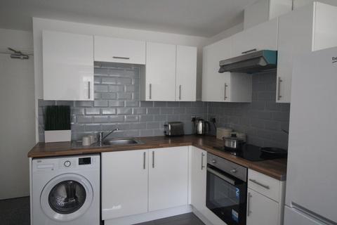 2 bedroom flat to rent, Flat 42, 205 Clarendon Road, Leeds, LS2 9DU
