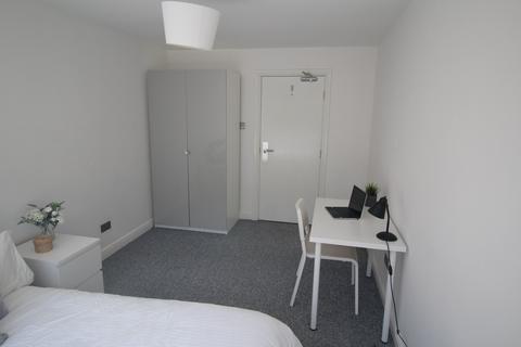 2 bedroom flat to rent, Flat 42, 205 Clarendon Road, Leeds, LS2 9DU