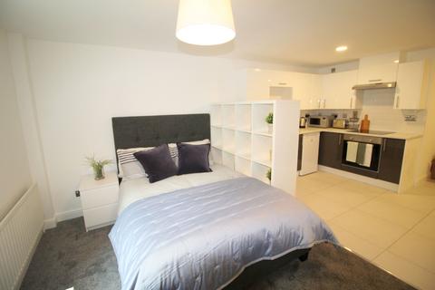 Flat 81, 205 Clarendon Road, Leeds, LS2 9DU