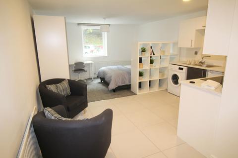 1 bedroom flat to rent, Flat 81, 205 Clarendon Road, Leeds, LS2 9DU