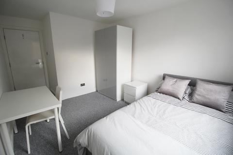 2 bedroom apartment to rent, 205 Clarendon Road, Leeds LS29DU