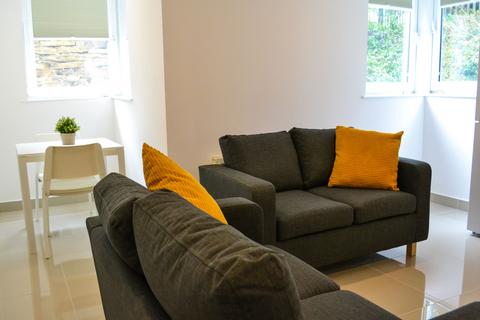 2 bedroom flat to rent, Flat 84, 205 Clarendon Road, Leeds, LS2 9DU