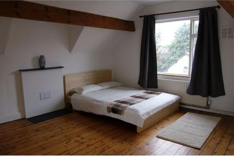 7 Harold Street, LS6 1PL