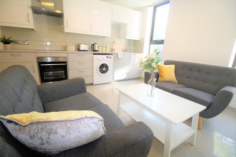 3 bedroom apartment to rent, 59-61 Clarendon Road, Leeds LS2 9NZ