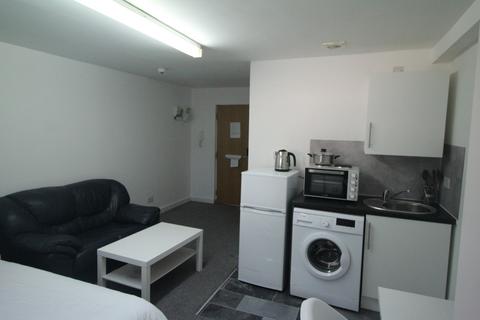 Studio to rent, 207 Clarendon Road, Leeds LS2 9DU