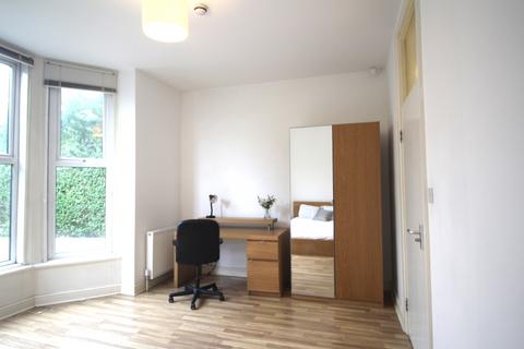 1 bedroom apartment to rent, Kelso Road, Leeds LS2 9DU