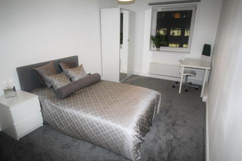 3 bedroom apartment to rent, 205 Clarendon Road,  LS2 9DU