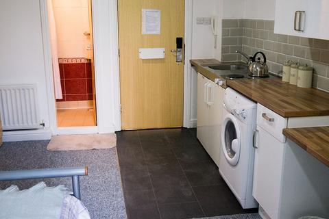 1 bedroom flat to rent, Flat 70, 205 Clarendon Road, Leeds, West Yorkshire, LS2 9DU