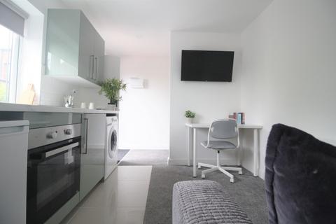 1 bedroom apartment to rent, Kelso Road, Leeds LS2 9DU