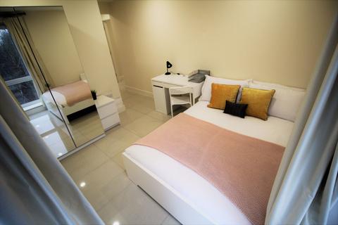 3 bedroom flat to rent, Flat 77, 205 Clarendon Road, Leeds, LS2 9DU