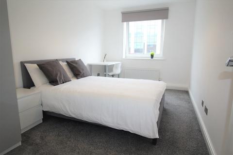 3 bedroom apartment to rent, 205 Clarendon Road, Leeds LS29DU