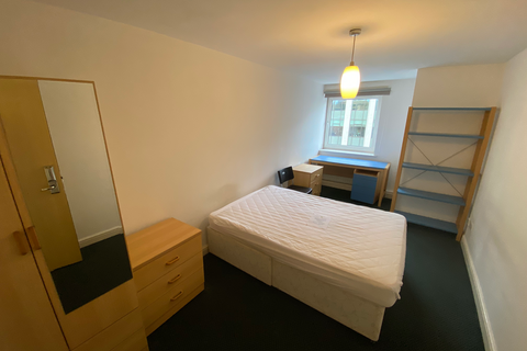 2 bedroom flat to rent, Flat 58, 205 Clarendon Road, Leeds, LS2 9DU