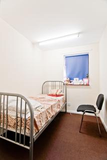 3 bedroom house to rent, 11 Willow Approach, LS4 2HE