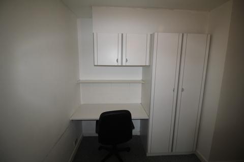 2 bedroom apartment to rent - 158A Woodsley Road, Leeds LS2 9LZ