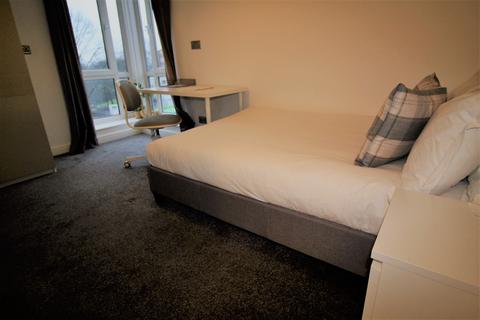 3 bedroom flat to rent, Flat 62, 205 Clarendon Road, Leeds, LS2 9DU