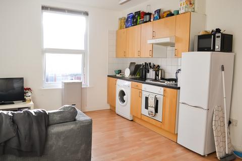 1 bedroom apartment to rent, Brudenell Road, Leeds LS6 1HA