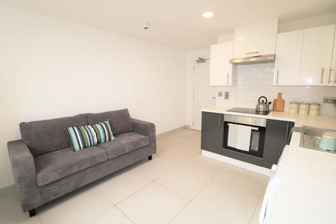 2 bedroom apartment to rent - 205 Clarendon Road, Leeds LS2 9DU