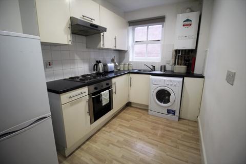 2 bedroom apartment to rent, Woodsley Road, Leeds LS2 9LZ