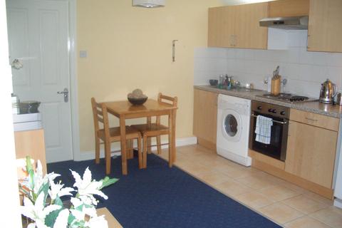 1 bedroom apartment to rent, 221 Woodhouse Street, Leeds LS22UZ