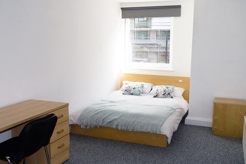 2 bedroom apartment to rent - 205 Clarendon Rd, Leeds LS2 9DU