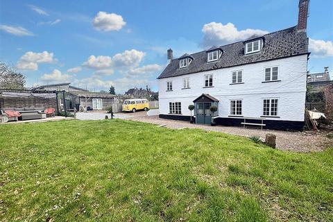 undefined, Quay Gardens, Monmouth Avenue, Topsham