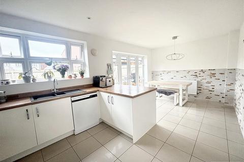 11 Ferryman Way, Exeter, EX2 7PU