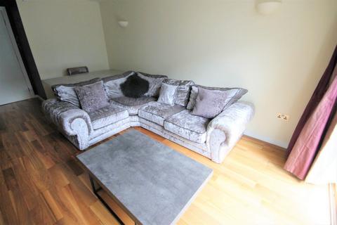 2 bedroom apartment to rent, West Point, Wellington Street, Leeds, LS1 4JJ