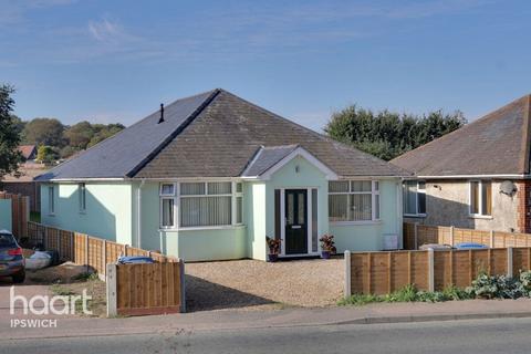 3 bedroom detached bungalow for sale - The Strand, Ipswich