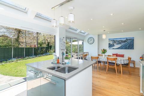 5 Cedar Grove, Amersham, HP7 9BG