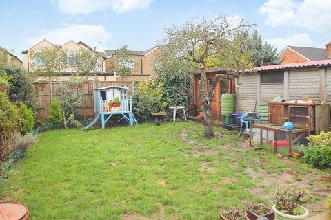 24 Tennyson Road, Ashford, TW15 2LN