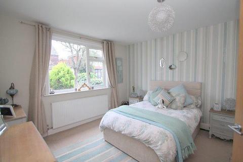 24 Tennyson Road, Ashford, TW15 2LN