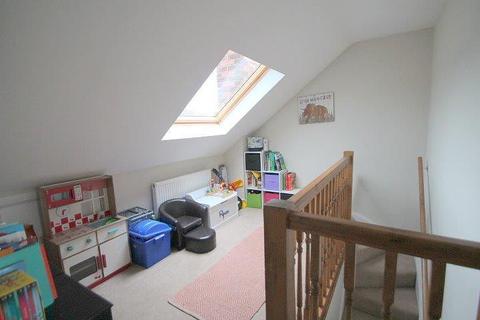 24 Tennyson Road, Ashford, TW15 2LN