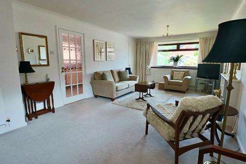 28 Juniper Gardens, Bingham, Nottingham, NG13 8UA