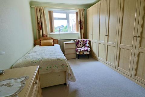 28 Juniper Gardens, Bingham, Nottingham, NG13 8UA