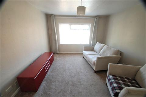 136 Whitley Close, Stanwell, Staines-upon-thames, TW19 7EY