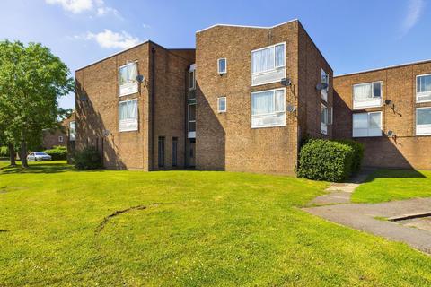 Studio for sale - Vickers Court, Whitley Close, Stanwell, Middlesex, TW19
