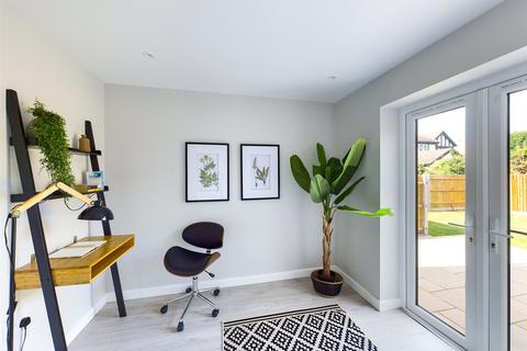 13a Elmsway, Ashford, TW15 2SH