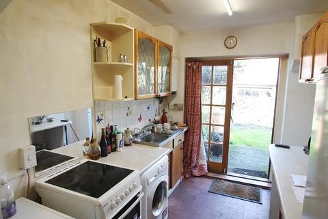 28 School Road, Ashford, TW15 2AJ