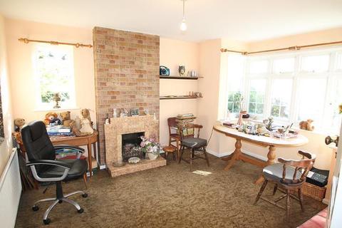 28 School Road, Ashford, TW15 2AJ