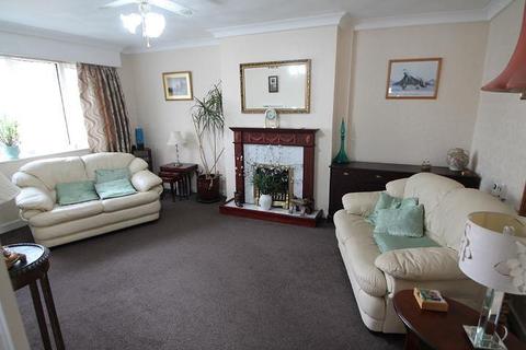10, Caroline Court Denman Drive, Ashford, TW15 2AW