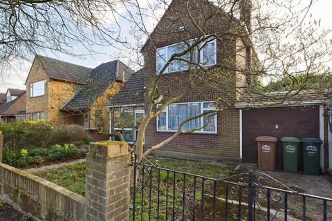 Sherwood Elmsway, Ashford, TW15 2SH