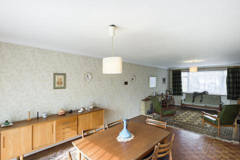 Sherwood Elmsway, Ashford, TW15 2SH