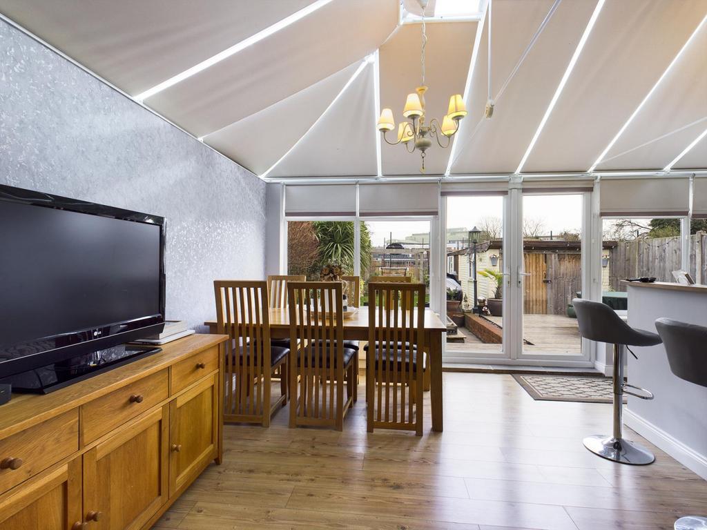 Kitchen/Breakfast Ro